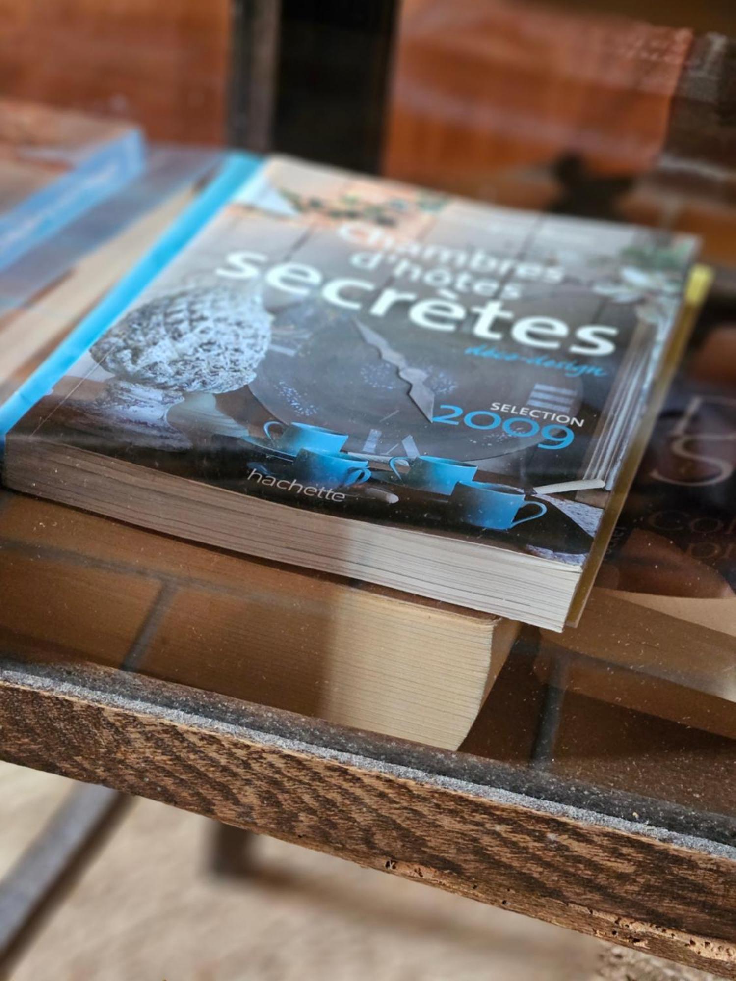 Le Logis Du Clocher Труа Екстер'єр фото